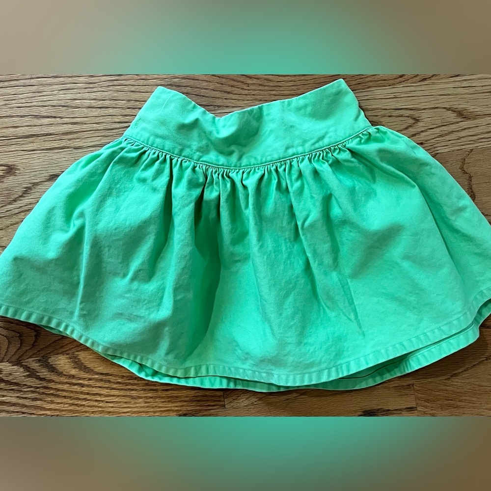 Ralph Lauren Girl’s skirt. Heavy cotton. Size 4 and 5 available